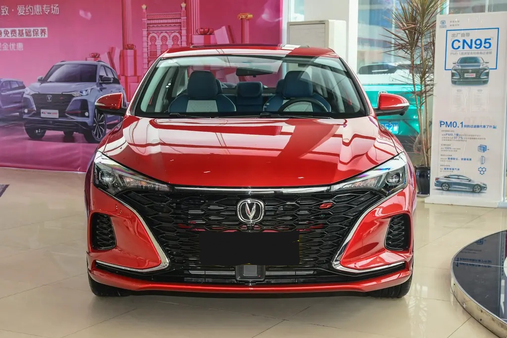 轿车：长安逸动，高配160马力+5.8升油耗，售价不足10万元