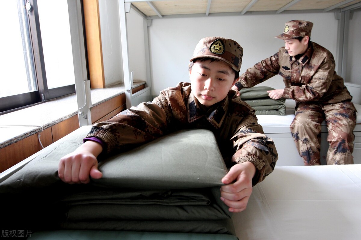 去部队当兵，如何才能考上军校？我给小王这几条建议，帮助很大