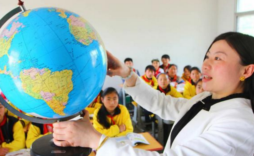 师范类大学排名“大洗牌”，南师排第5引争议，名不正言不顺？