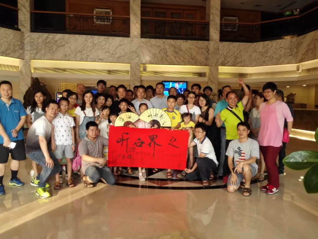 爆火历史主播，从电力领域到主播电台，他是靠什么跨行成功的？