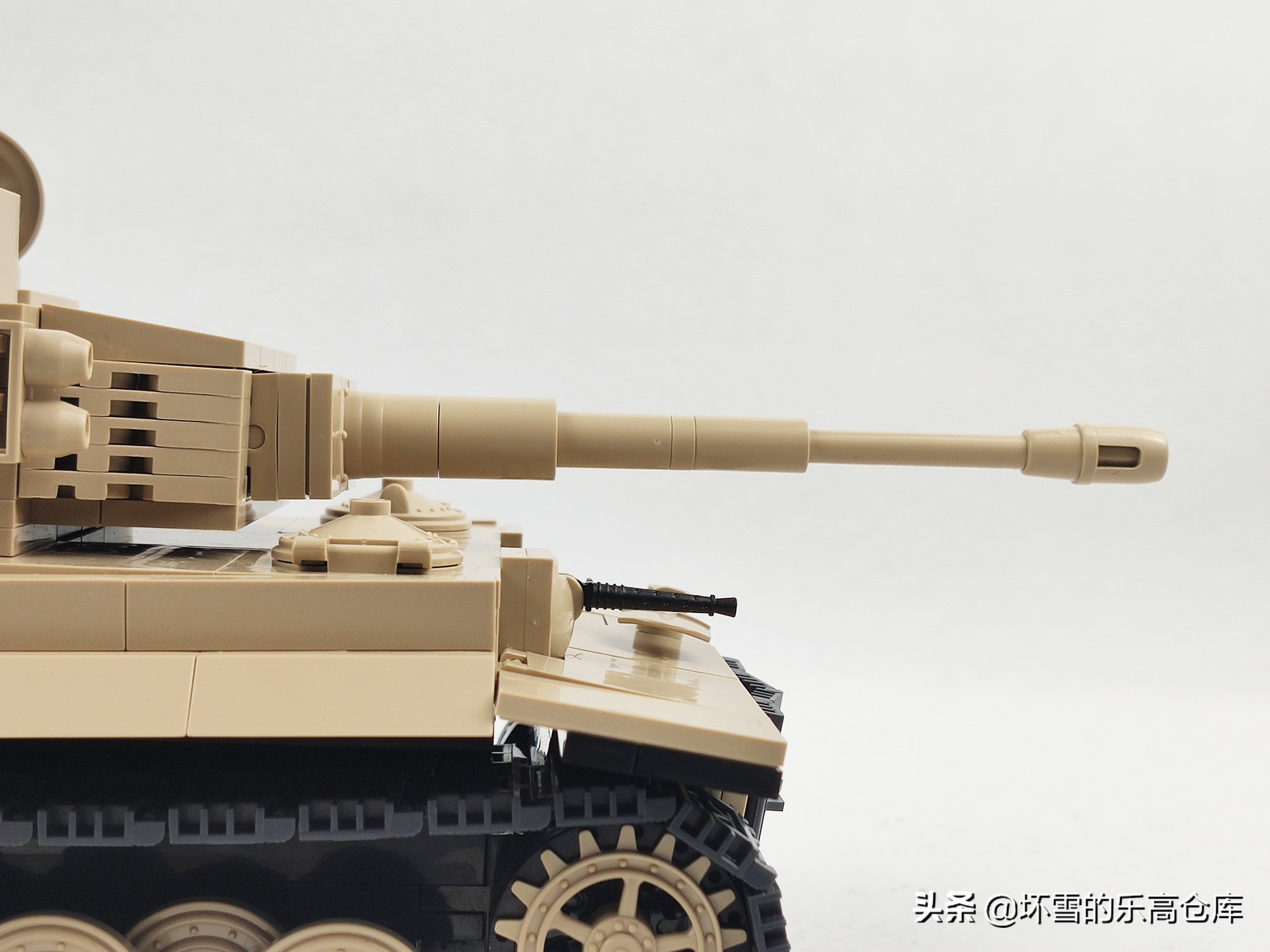 和乐高一样贵的欧洲积木:cobi积木虎式坦克131号车图文评测 - 114货源