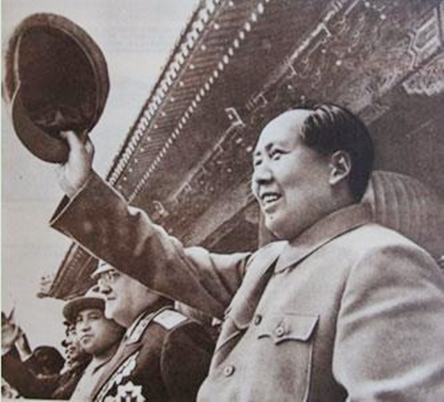 1949年，毛泽东当选主席时缺了一票