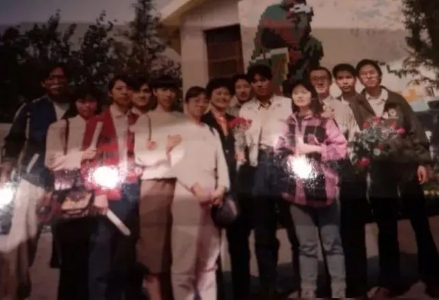 情愿被女友骗钱，为兄弟赚5亿，发现周深，高晓松真是宝藏男孩