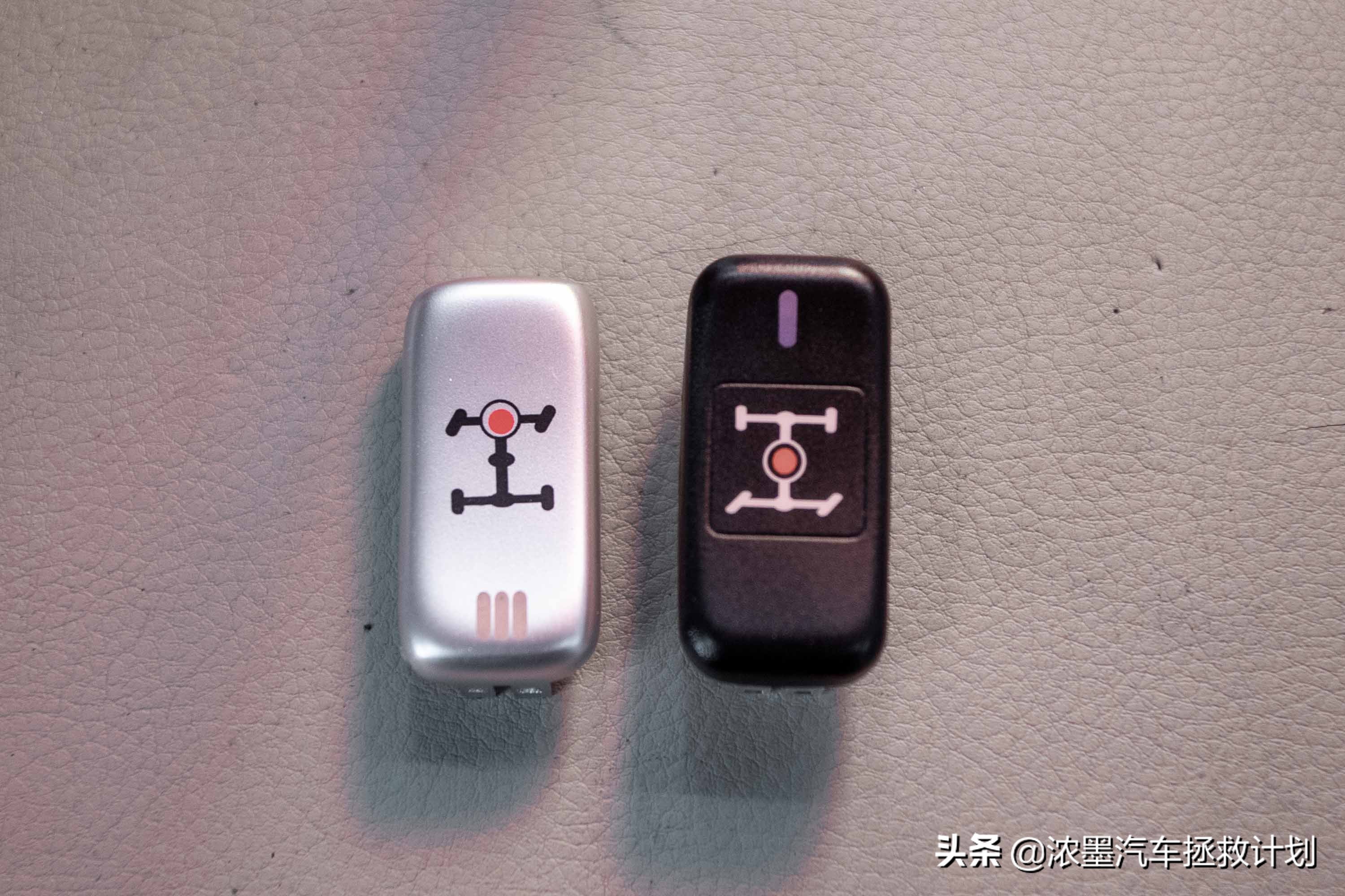 「两极反转」2009款奔驰G55内饰全面换装升级，结尾有惊喜