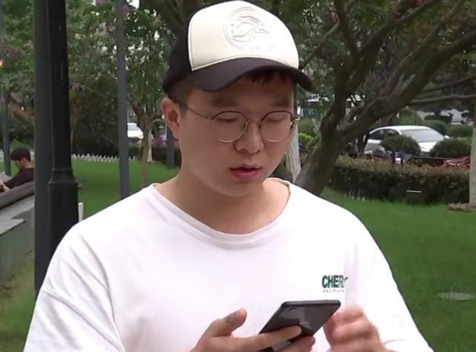 小伙花57600元学唱歌，上课却发现老师不专业？想退钱也不易…