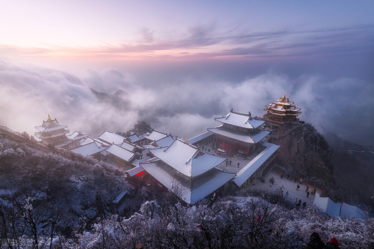 一下雪，中国就穿越了几千年，惊艳了全世界