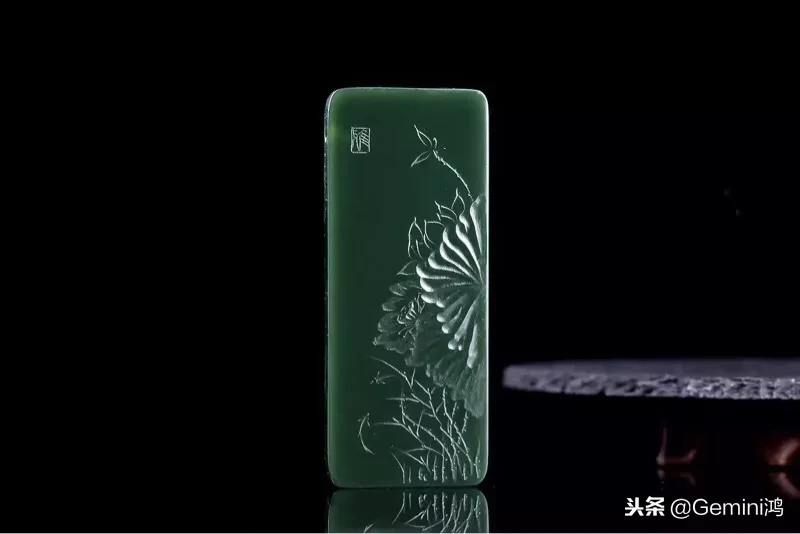 南红五行属什么属性（12生肖最佳搭配色系）