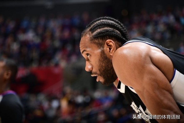 小卡nba为什么没表情(没有笑容，面无表情！两分18中13，说他是当代乔丹不为过吧？)