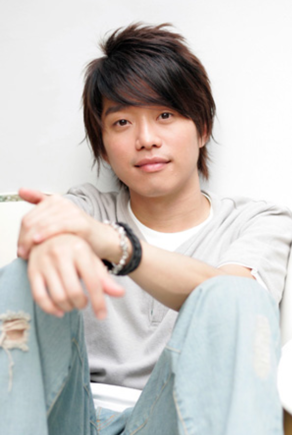 退学替家人还债，一首歌红遍大江南北，张栋梁为何在巅峰时隐退？