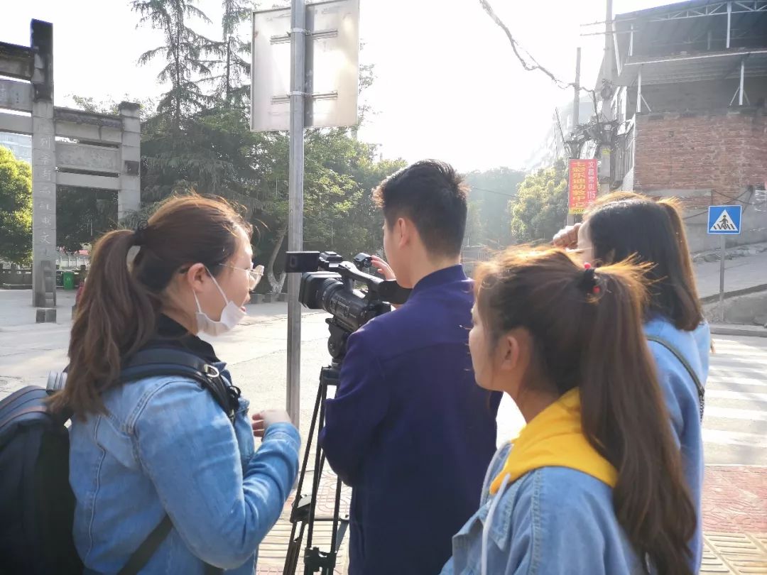 喜报 | 我校学生自编自导网络纪录片荣获大奖