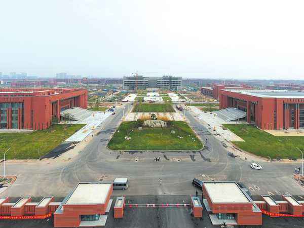 该校为河北省综合类高校第三名，新建成4000亩新校区，未来可期