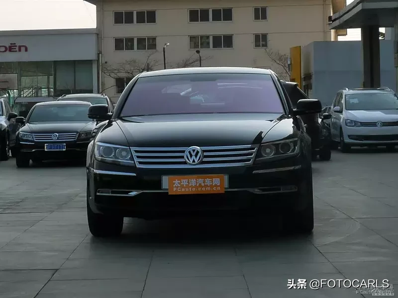 4座版大众辉腾6.0L W12实拍,售价241.2万,不是迈巴赫请绕路