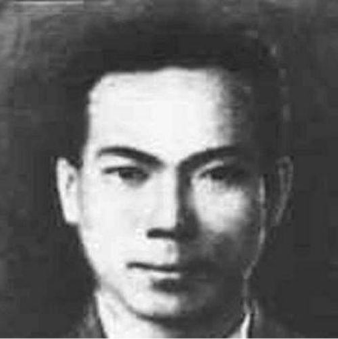 1953年，伟人考察安庆对烈士家庭特殊关照，送其三个孩子考上大学