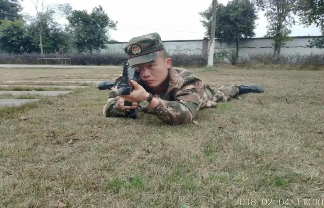 湖北军人学霸：服役特种兵，多次受上级表扬，退役后考上985名校