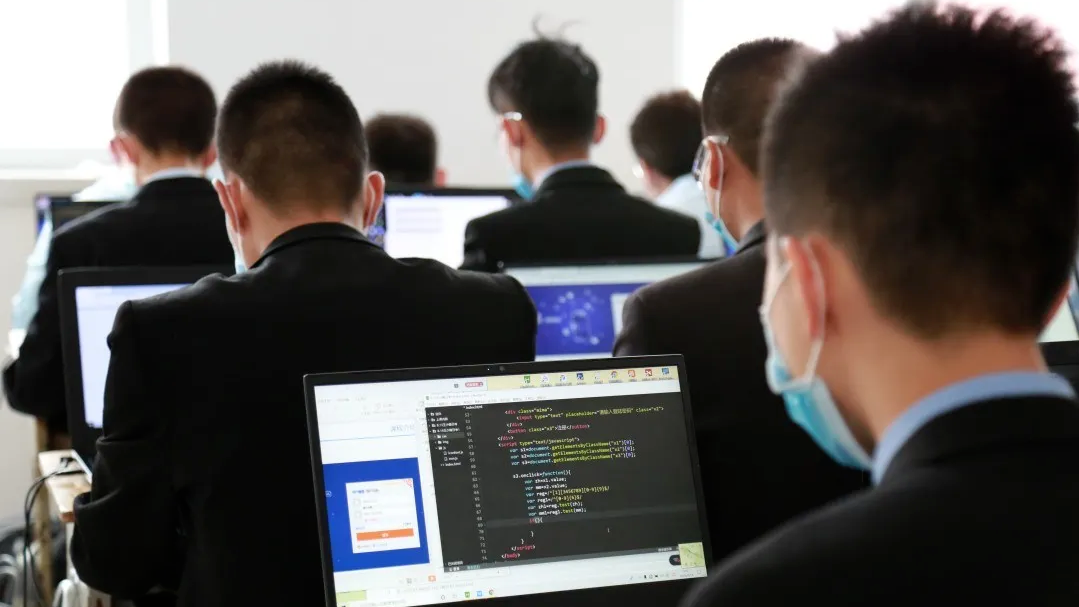 花140万留学，回国月薪4500？硬实力，才是职场核心竞争力