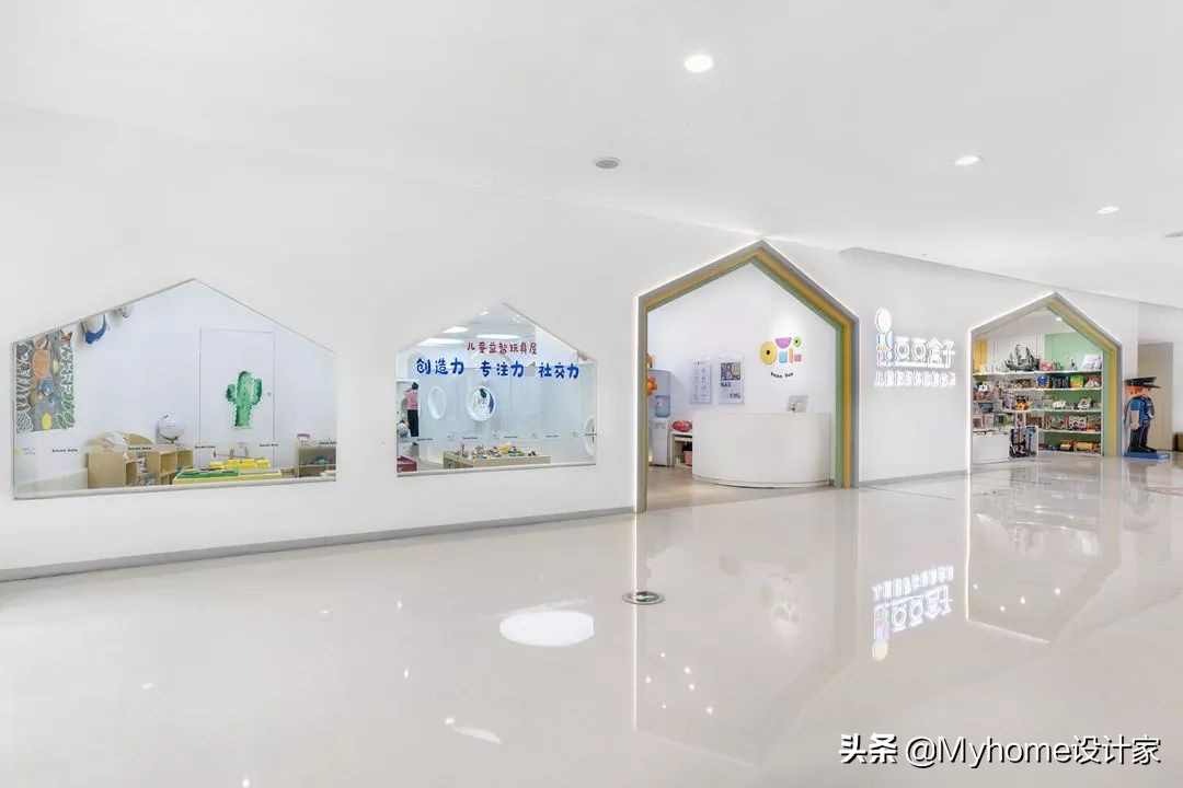 这面墙是孩子的游乐场，成人的玩具体验店，270㎡玩乐中学习