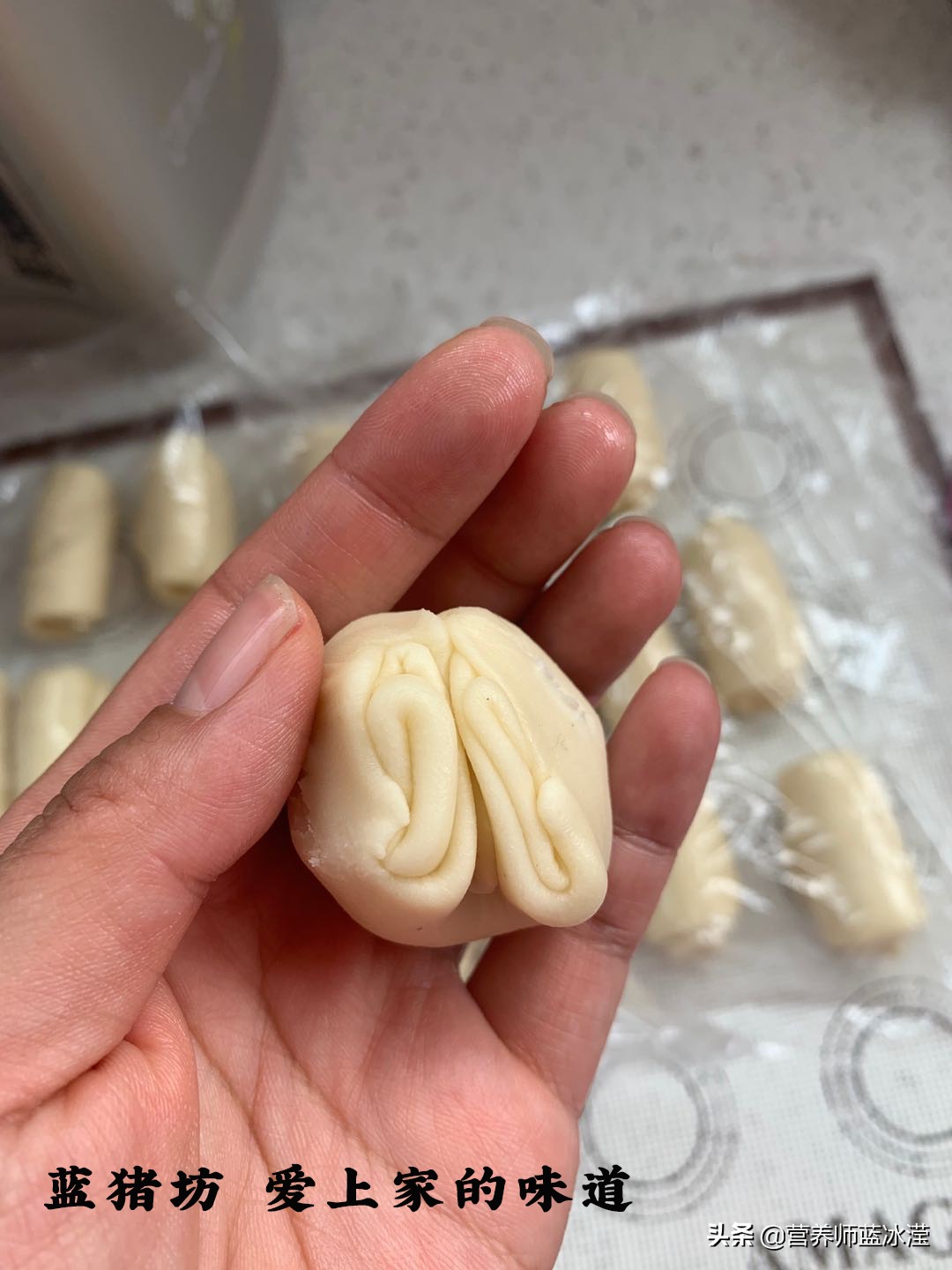 酥皮月餅,酥皮月餅的做法及配方