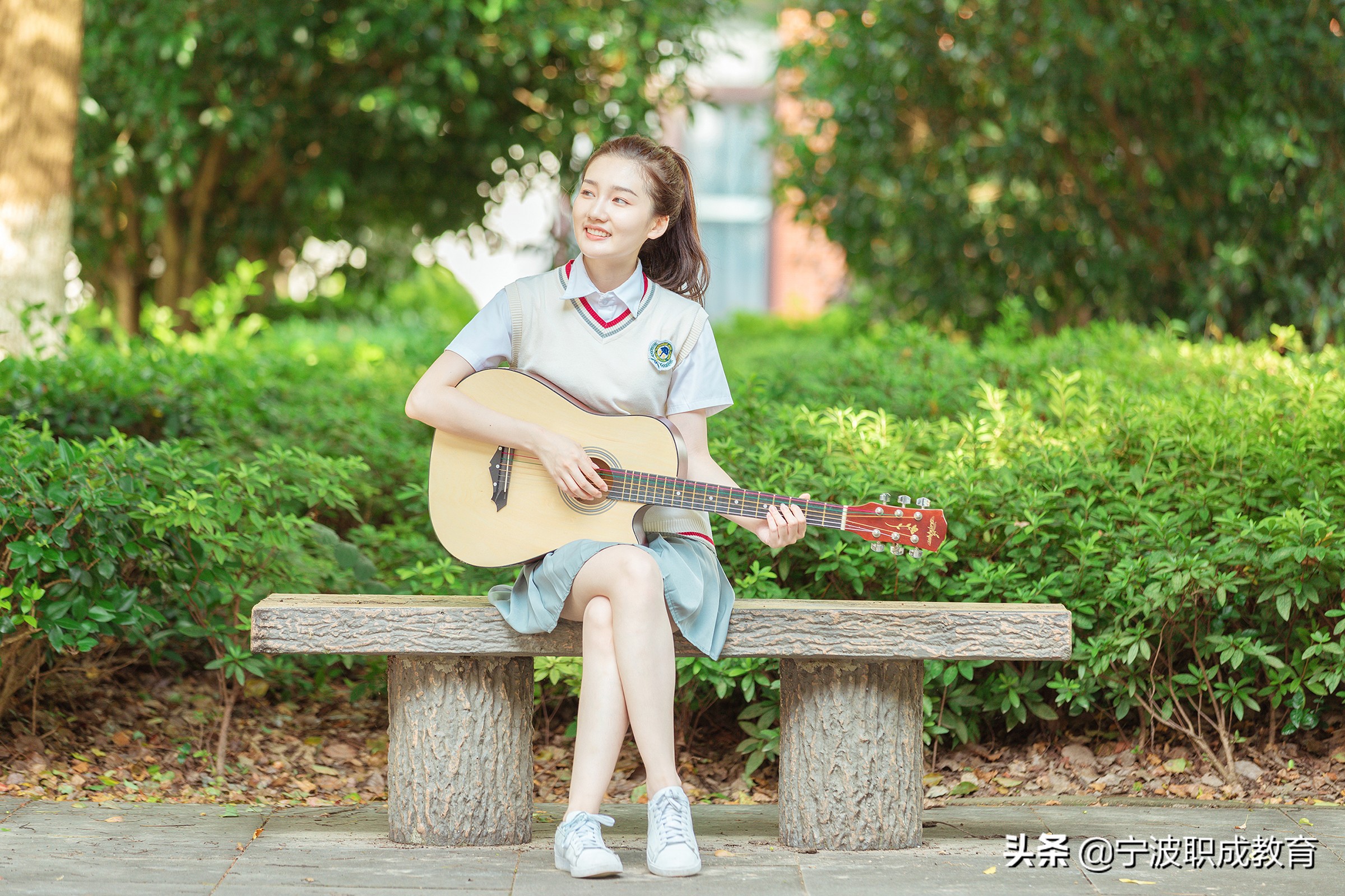 函授本科可以考公务员吗？