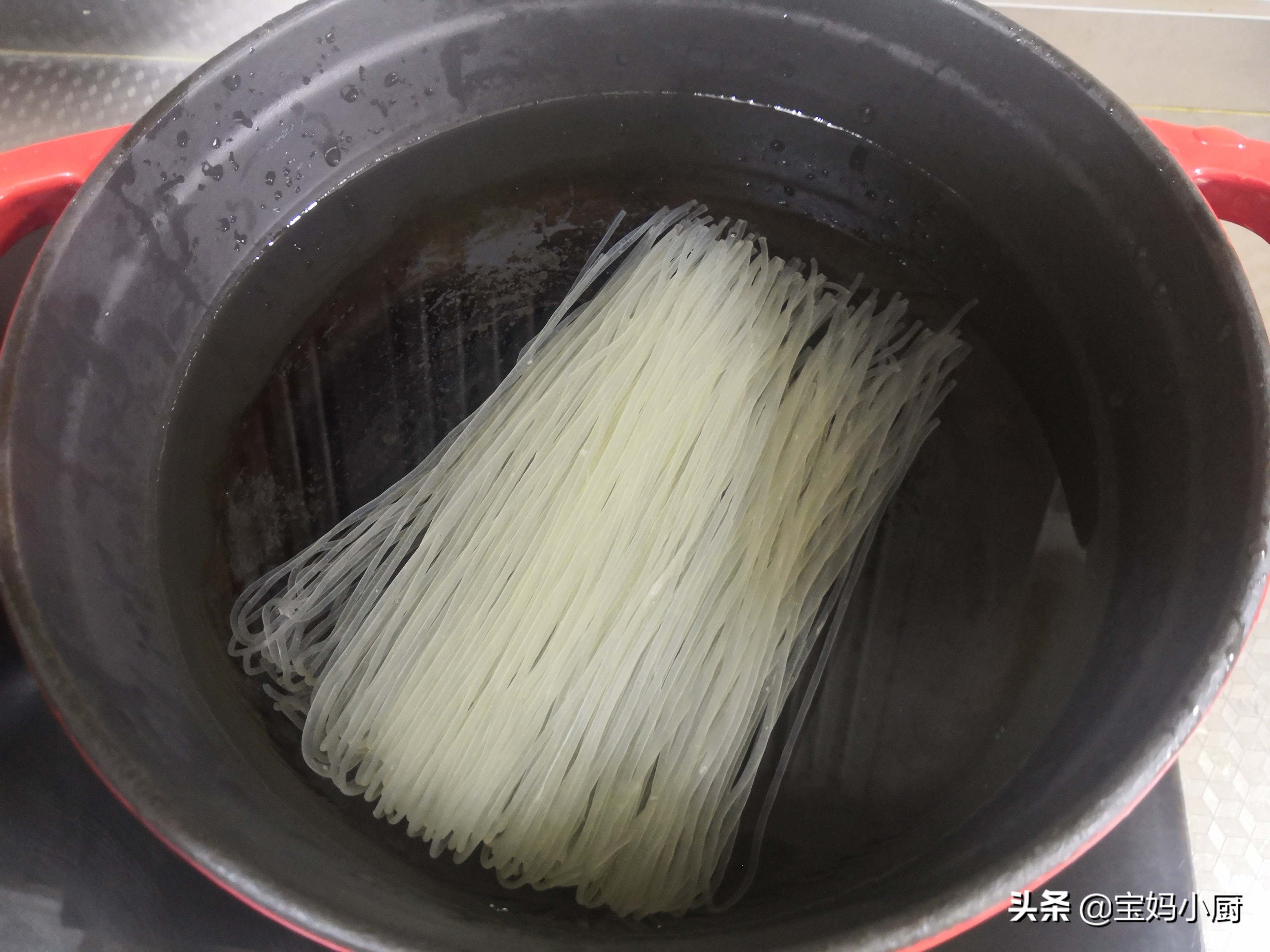 靠臭味出圈的螺蛳粉，你是否真的会煮？这回终于做对了，果真好吃