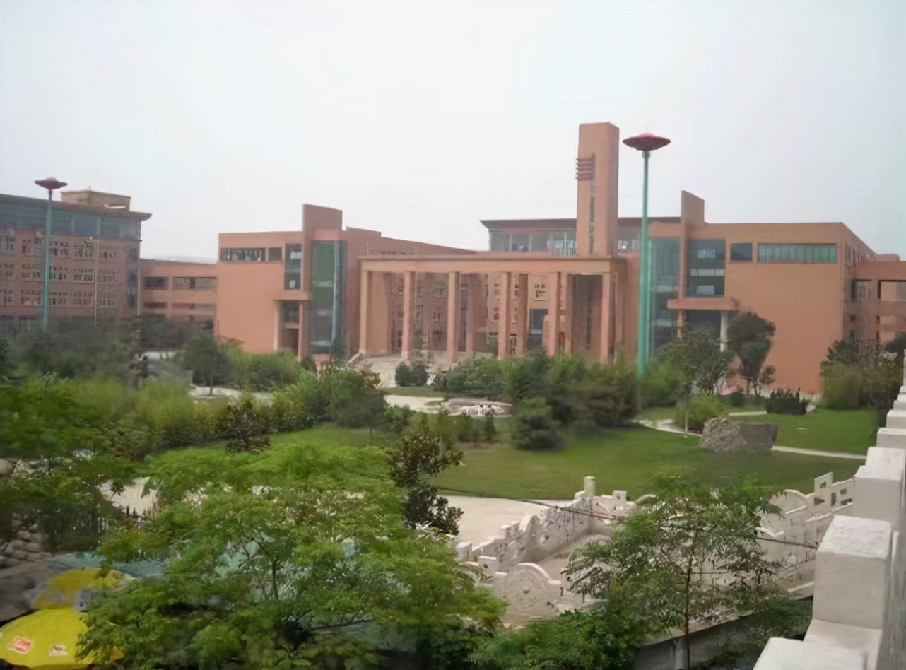 华北水利水电大学：建校于北京，成就河南河北两所大学的没落贵族