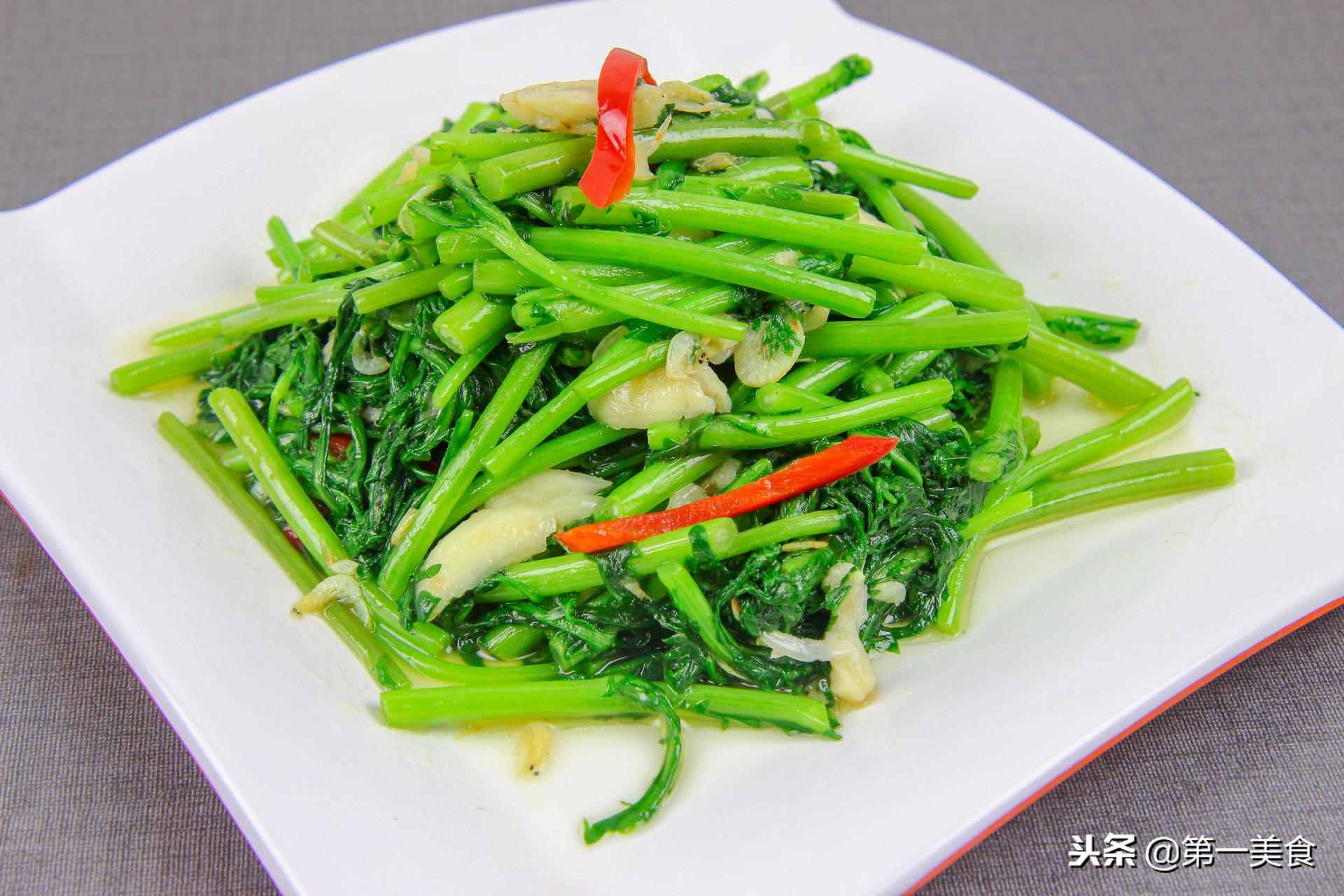 推荐做法:【茼蒿炒虾米】