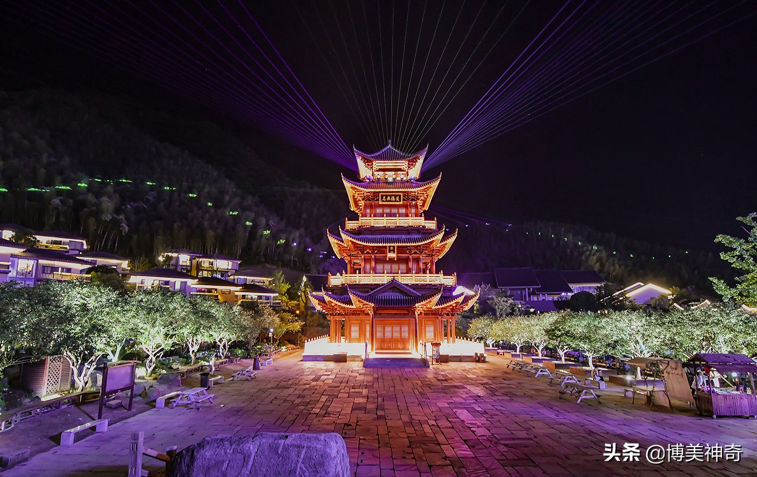 夜往葛仙村,瞧一瞧仙人的夜生活;晨登葛仙山,上一柱平安祝福香