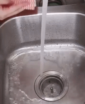 我只佩服这个日本女人，一个厨房整理出超多收纳学问，厉害