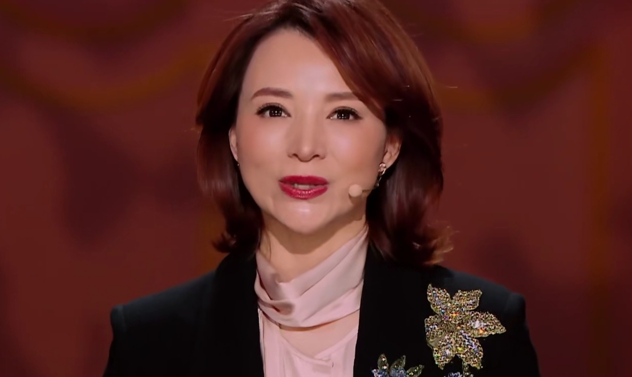 8位当红“妆感美人”，每一位都离不开化妆品，素颜与路人无差