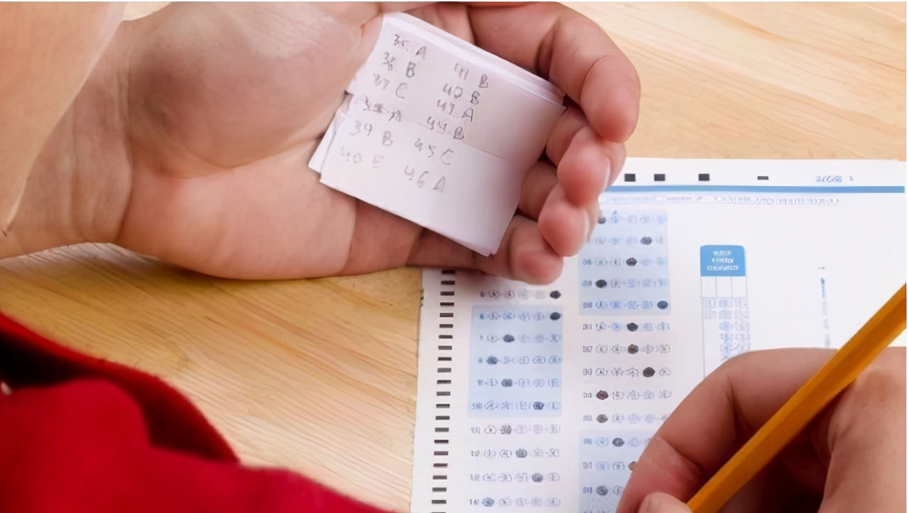 2022高考新规定，这4类学生将无法参加高考，学习成绩再好也白费