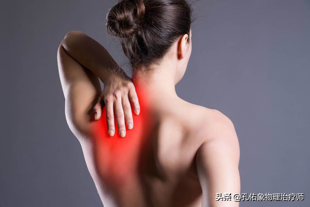 后背肋骨下方疼痛可能是什么原因引起的？