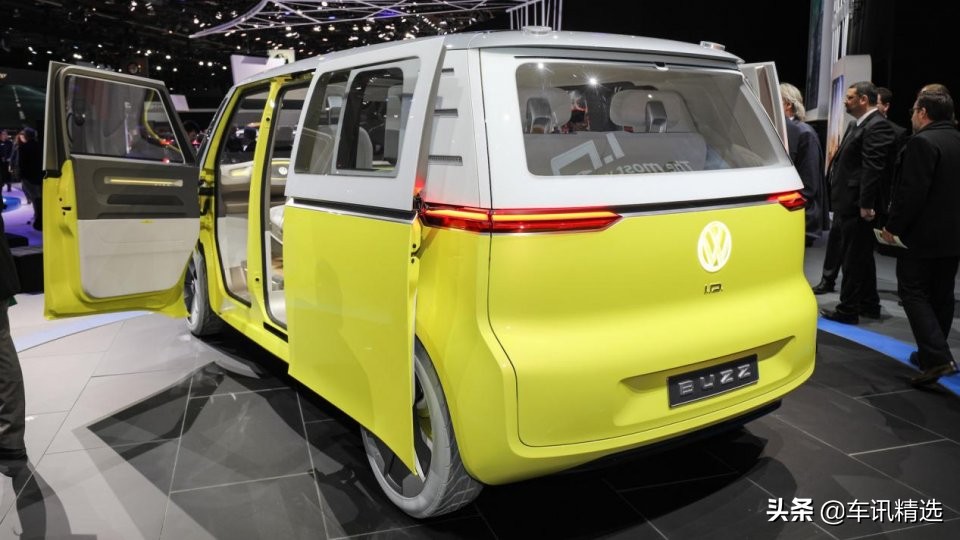没想到吧，大众将最强的自动驾驶技术，用在了面包车身上
