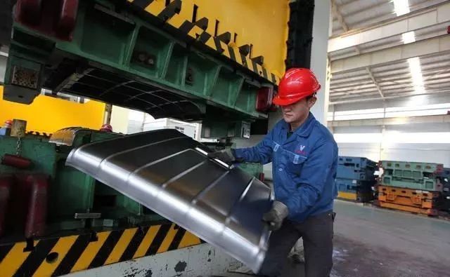 大型汽车覆盖件冲压模具设计与制造