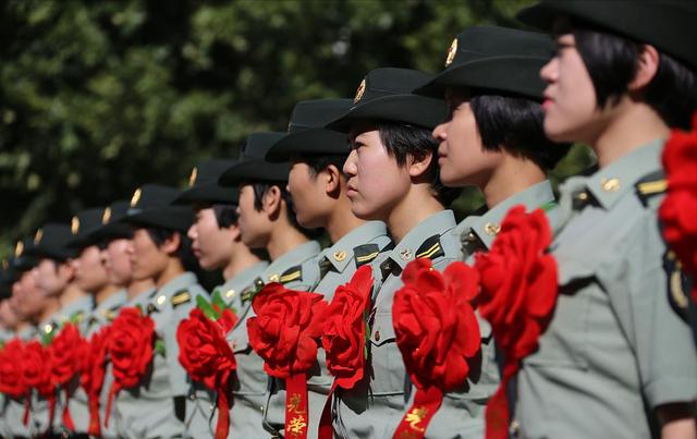 如今当兵选择2年、5年、8年、12年甚至更长时间哪个好？建议了解