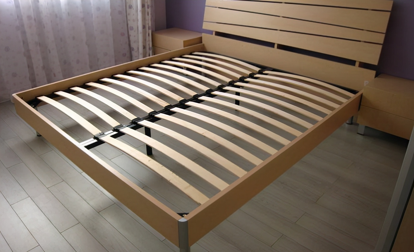 床选排骨架的还是平板的?听老师傅一说,才知道有这么多讲究