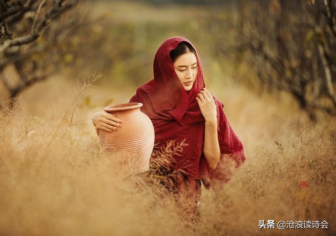 江西美女以诗写心，字字精致唯美，纯粹真情让人动容，细读被感动