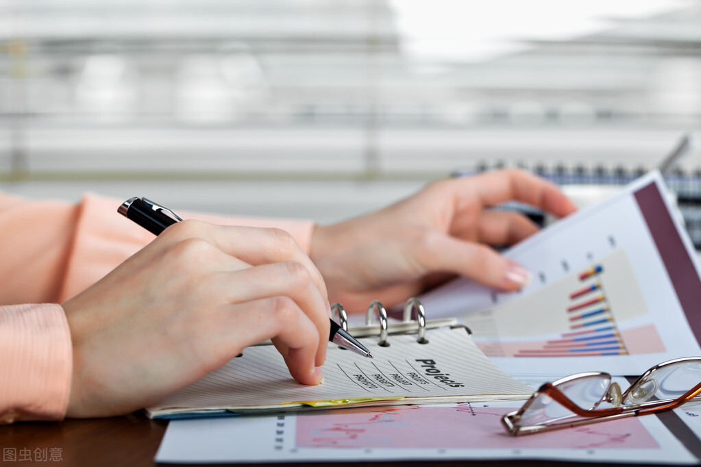 初会考生必看：考初级会计需要多少钱？