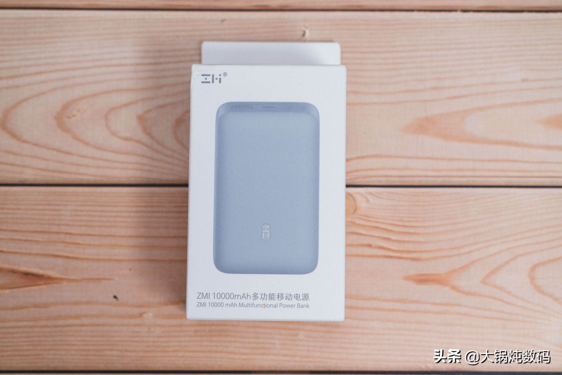 Switch如何连接电视？支持投屏与充电的便携底座推荐