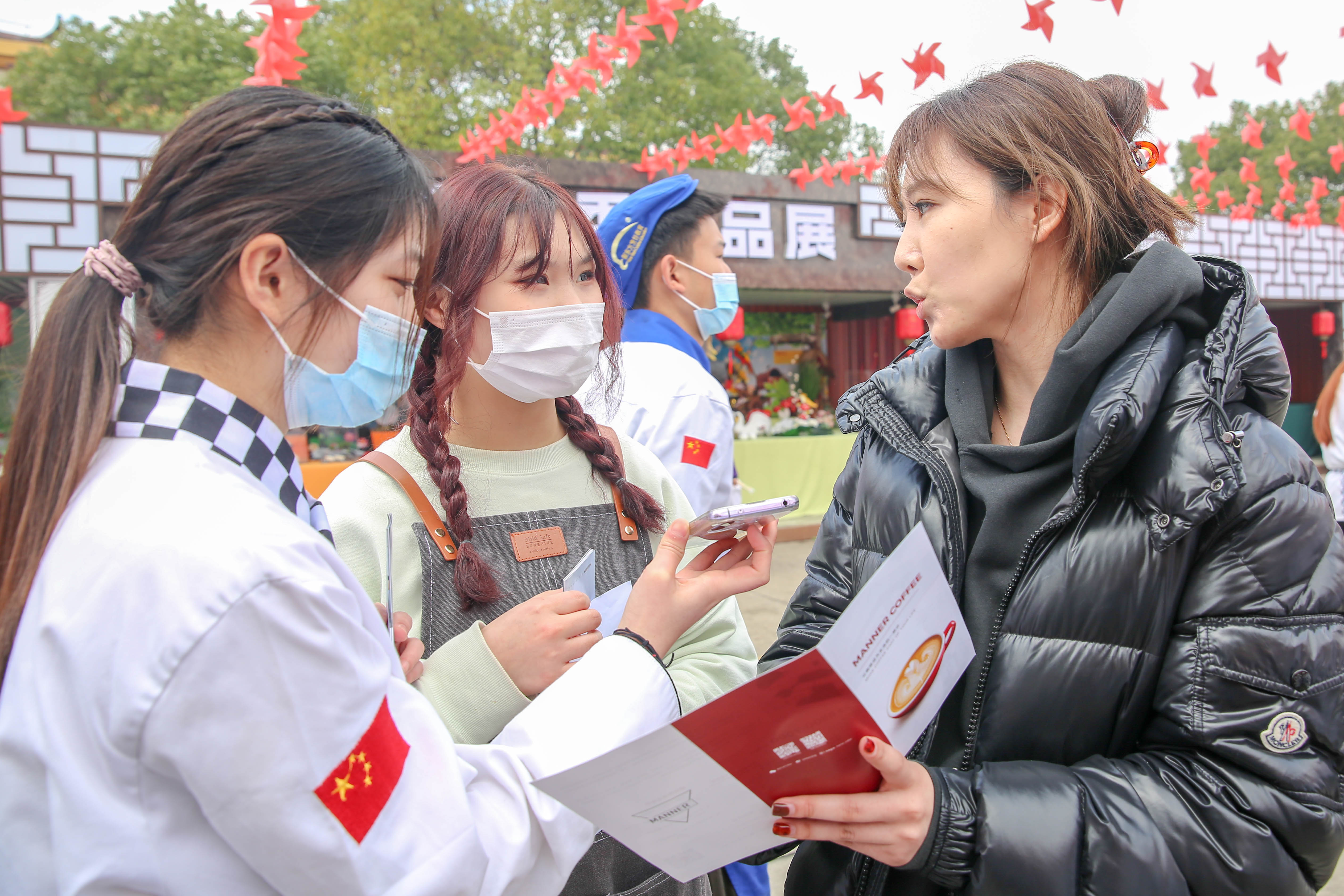 学技术还是当学徒？女生学什么技术比较好？