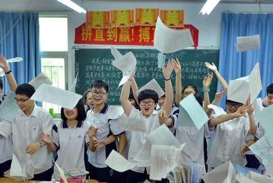 为啥高考不统一命题（高考各地区的考卷都不一样）