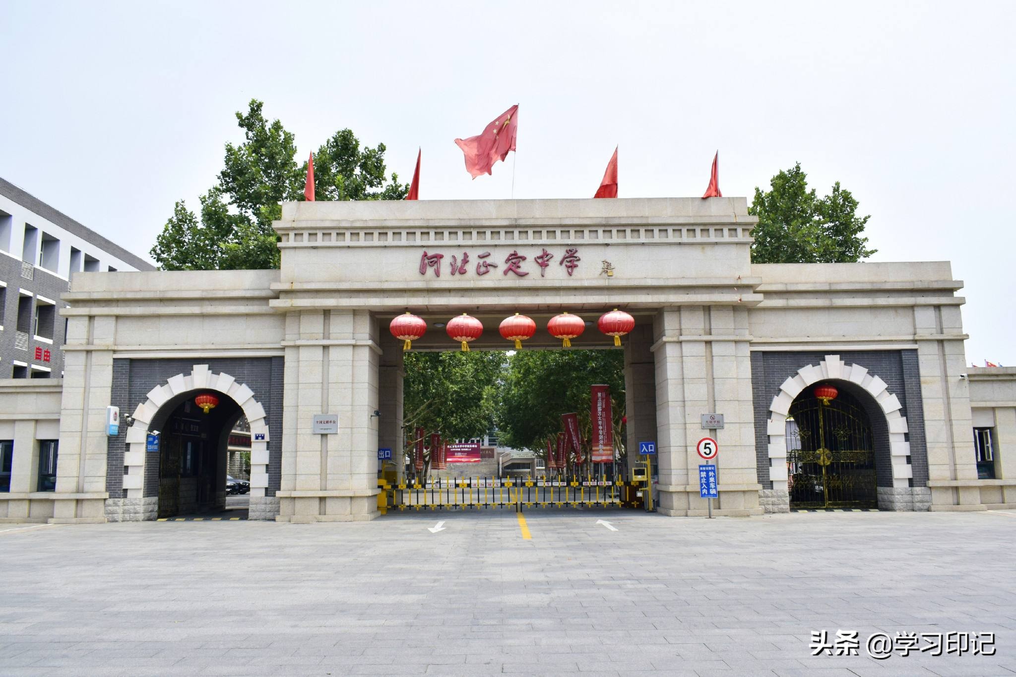 河北的5所高中，一所被称为“高考工厂”，培养状元的摇篮