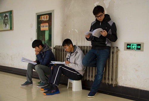 都快背完了你跟我说不考了？一大批院校初试科目大改，考研党看看