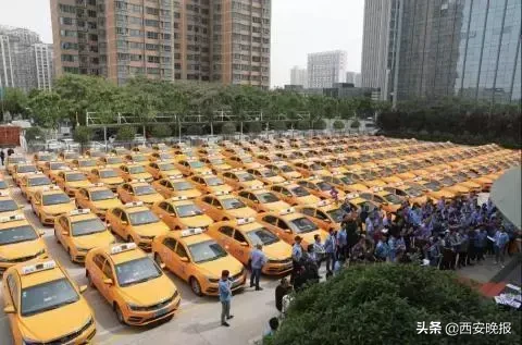 今天,让青春在马拉松赛道上激情飞扬,快看有你的身影吗