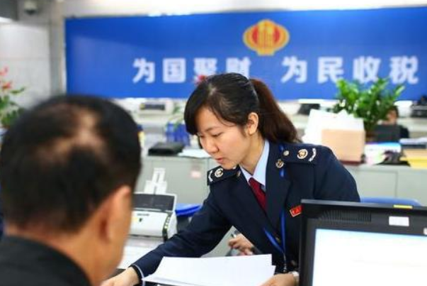 “用工荒”继续蔓延，工厂月薪近万仍没人选择，大学生们去哪了