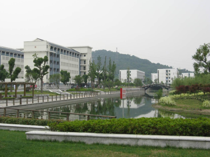 江苏这两所一本大学，各具特色、各有千秋，部分省份二本批次录取