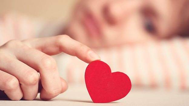 “深圳离婚要排号”，大龄剩女，你还敢相信爱情吗