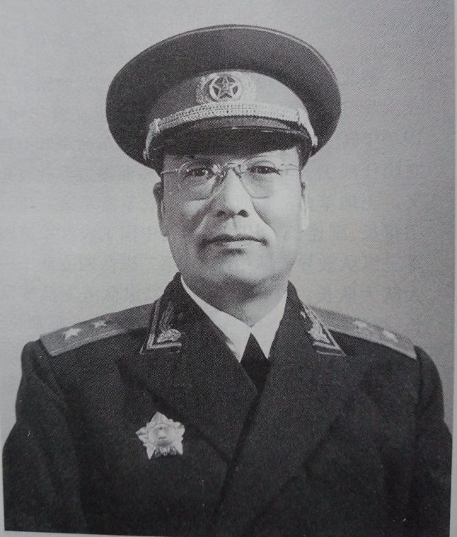 55年9月授衔时兰州军区少将以上23人的级别,军衔与薪金