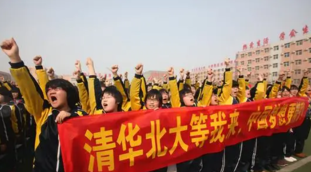 衡水中学曝光“学霸24小时日程表”，学生终于明白自己输在哪儿了