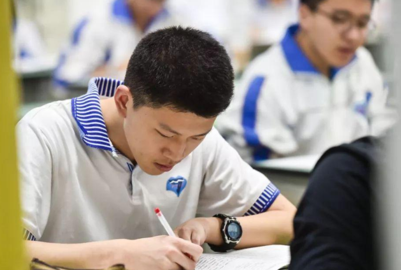 这4所二本大学荣升一本，分数线却变化不大，中等学生可捡漏