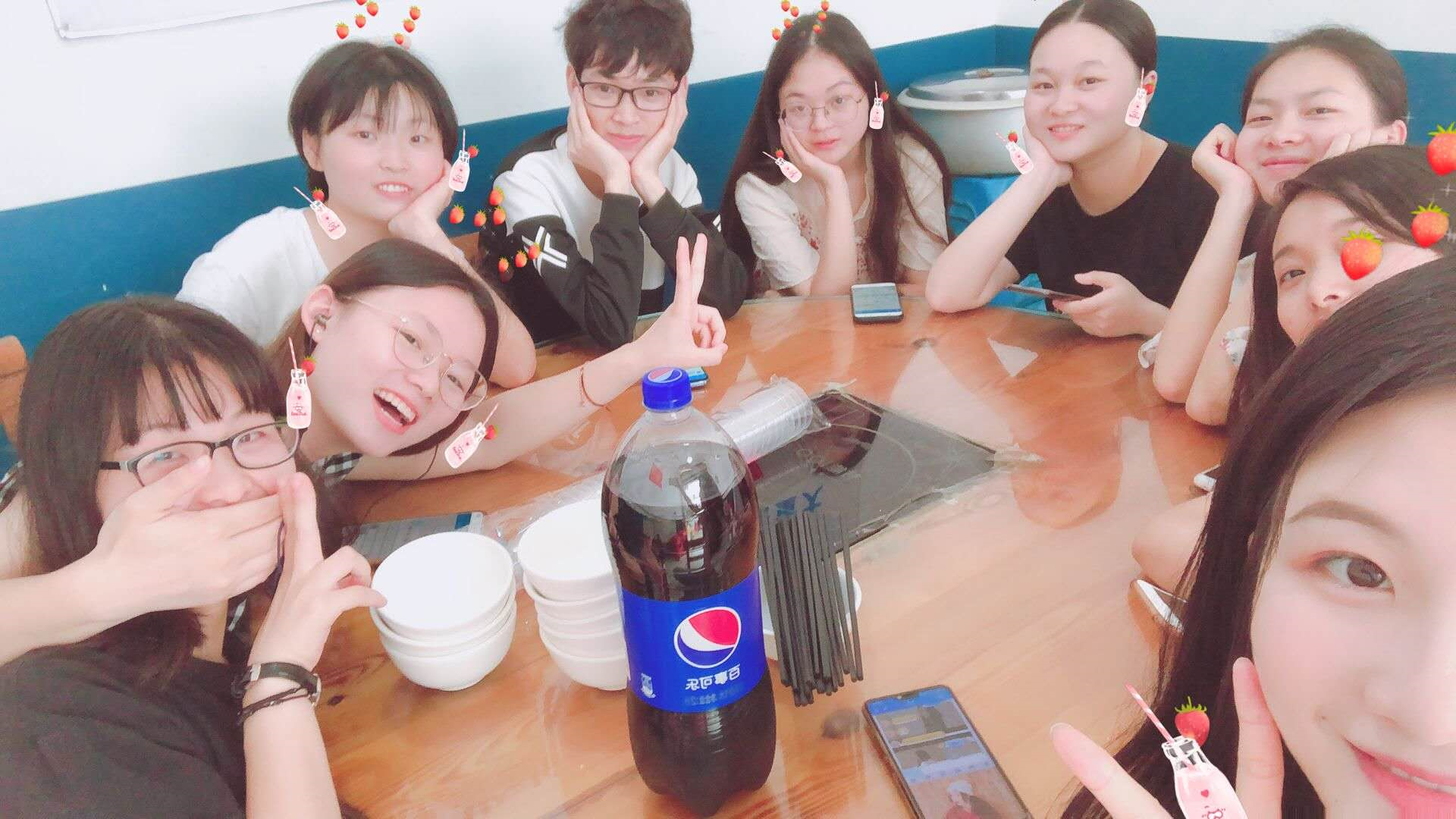 从我开始学英语口语的那天起，我发现原来生活还可以这么丰富多彩