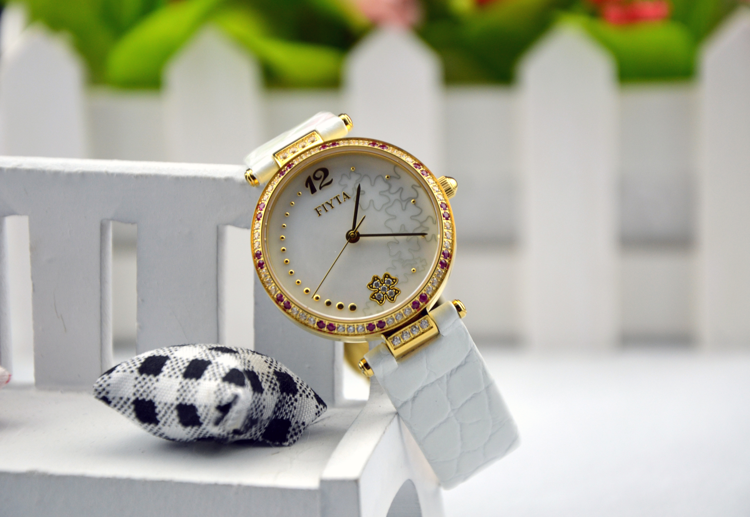 女士手表买什么牌子的比较好(女士表都有什么牌子好) - 114货源网